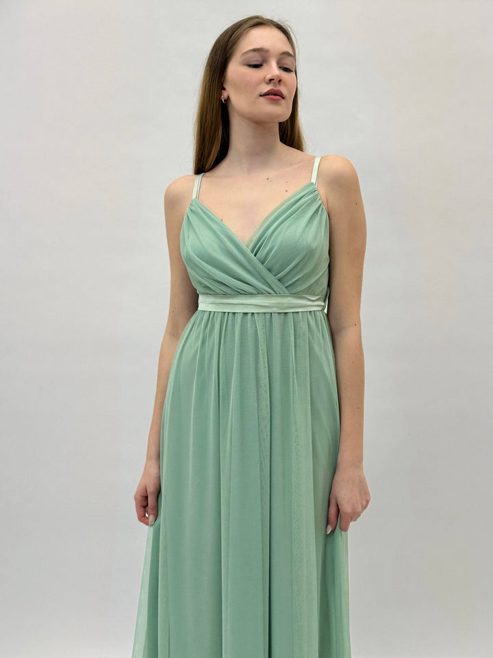 Gisella™ flowing dress by Emma & Rose Cape Town, elegant abiti in soft fabric with a graceful, flowing silhouette.