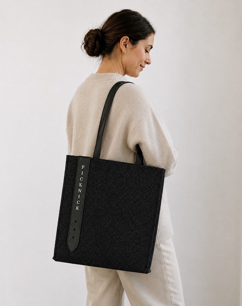 Felt bag with leather handles – durable and versatile