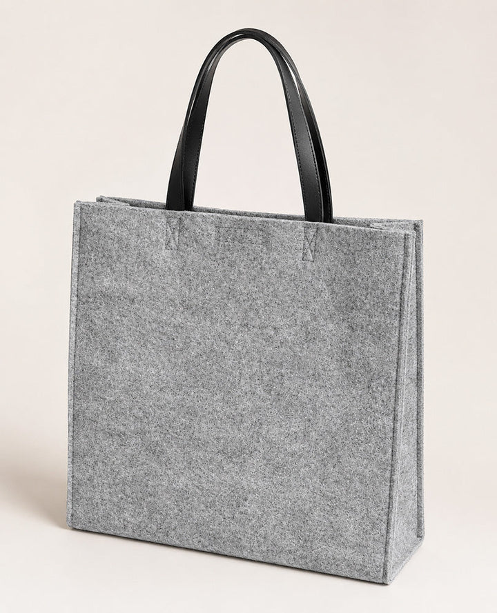 Felt bag with leather handles – durable and versatile