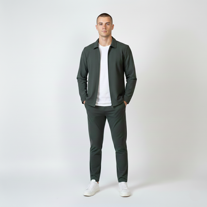 Complete Men's Tracksuit Comfortable Fit Minimal Design
