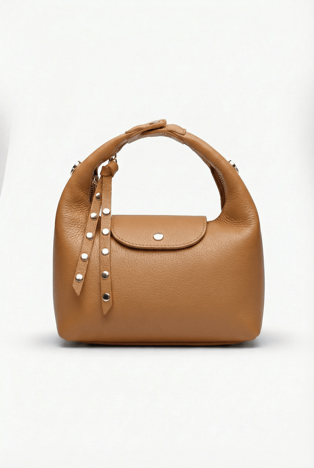 Genuine leather handbag by Emma & Rose Cape Town, Ilse™ borse in classic design with detailed craftsmanship and leather finish.