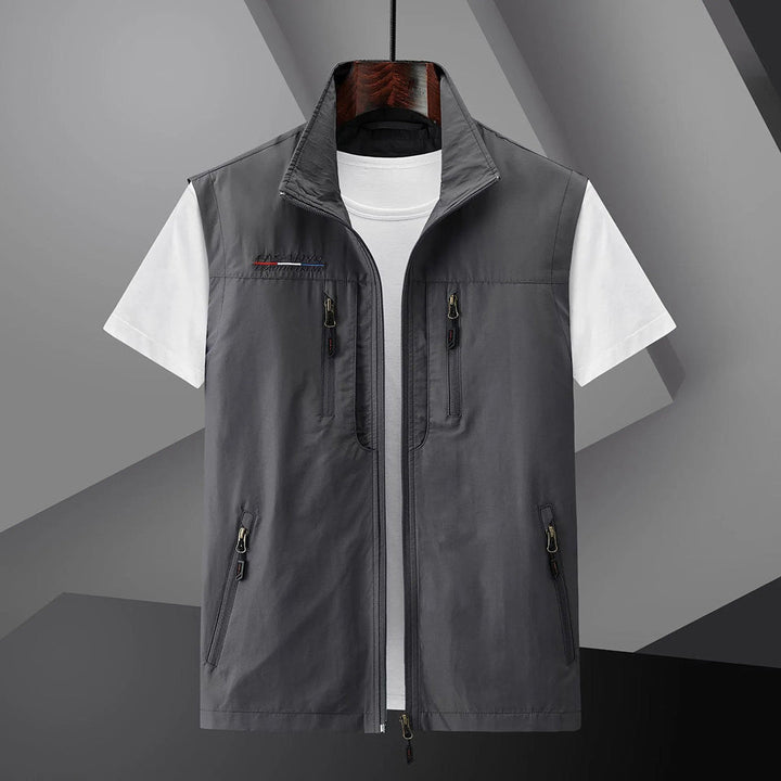 Karlo Men's Sleeveless Zip-Up Outdoor Vest, view 4 - Elena Harper