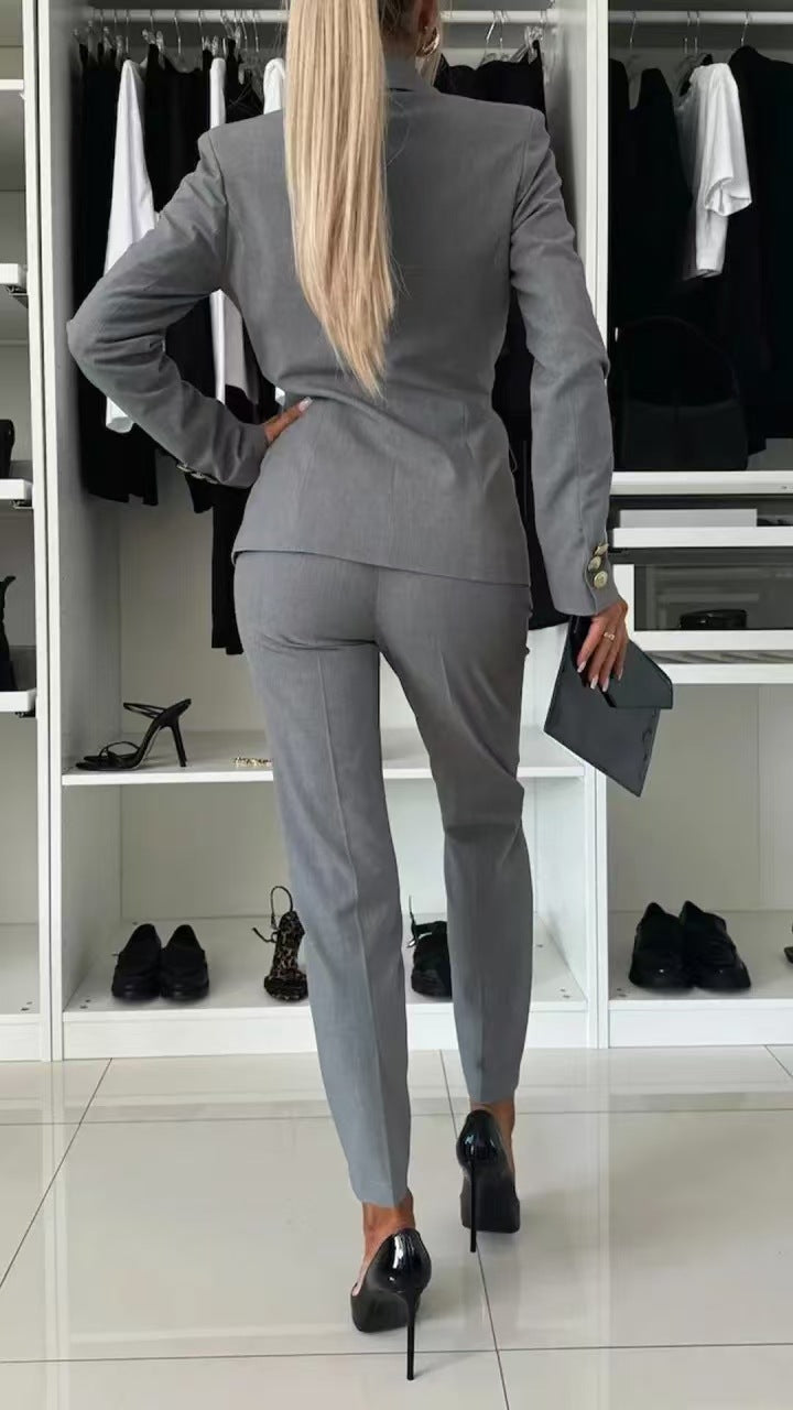 Amiyah Women's Slim Suit, Classic & Elegant - Elena Harper