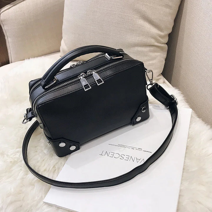 Jasmijn - Vintage Leather Shoulder Bag