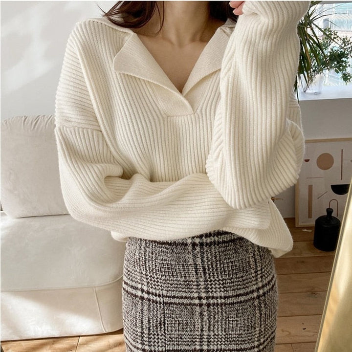 NeeltjesShirt I Loose-fitting and Comfortable Pullover for Women, view 4 - Elena Harper
