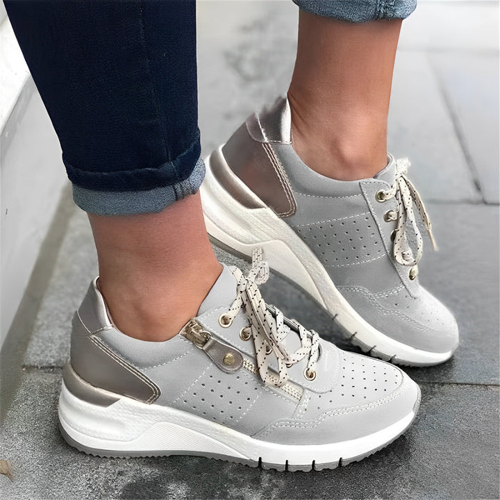 AURO - Tennis with Style