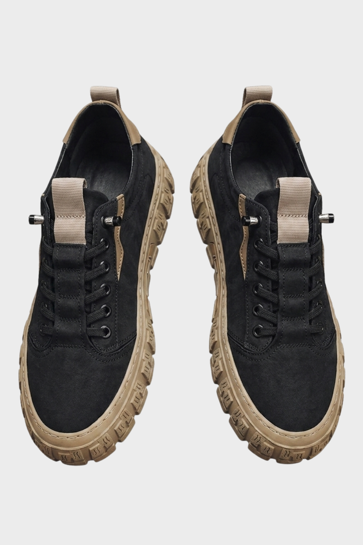 Men's Casual Sneakers with Classic Lacing and Distinctive Sole Design