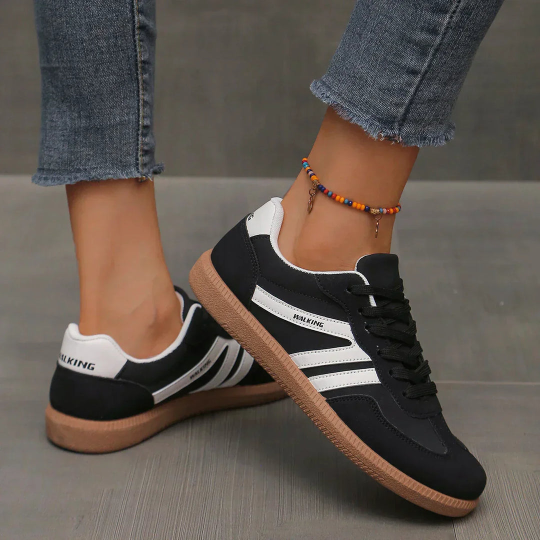 María | Women's Lace-Up Trainers with Brown Flat Sole