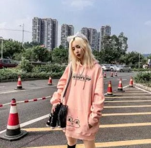 Hoodie Women | Oversized with Statement Print