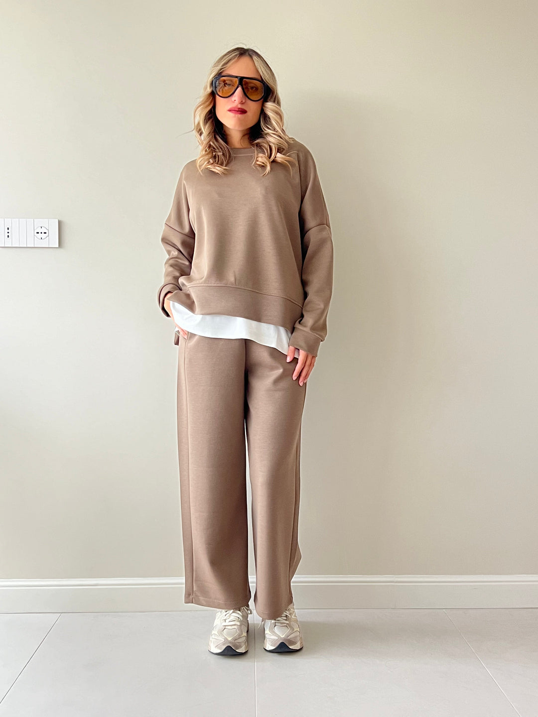 Glaminda Modern Oversized Tracksuit, view 7 - Elena Harper