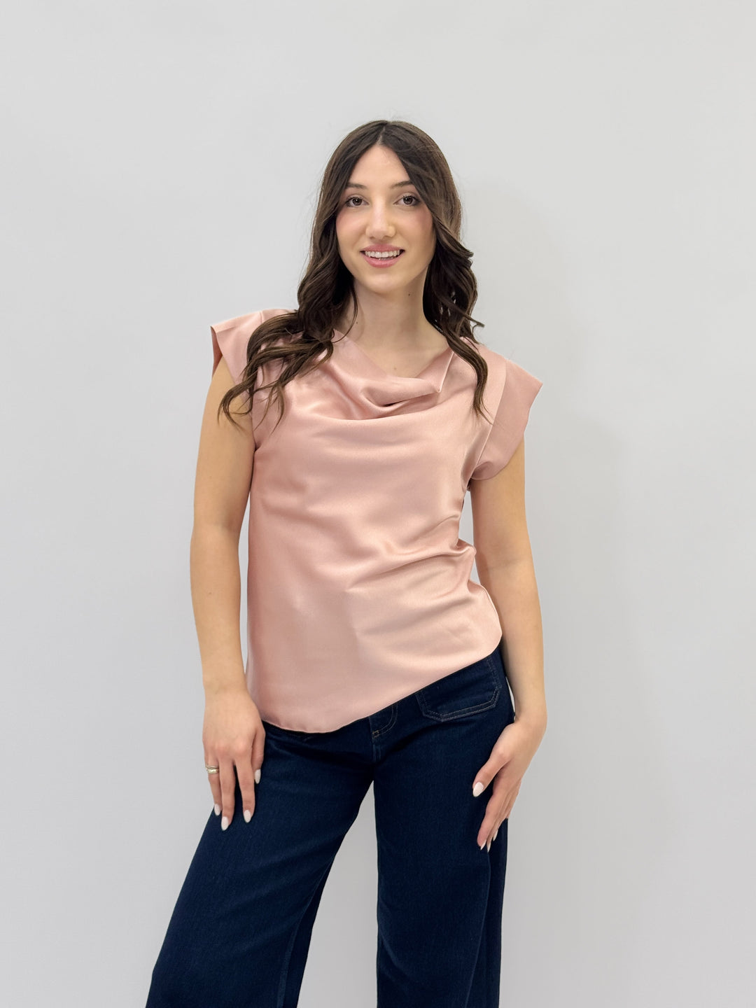 Francien™  |  Top Neckline