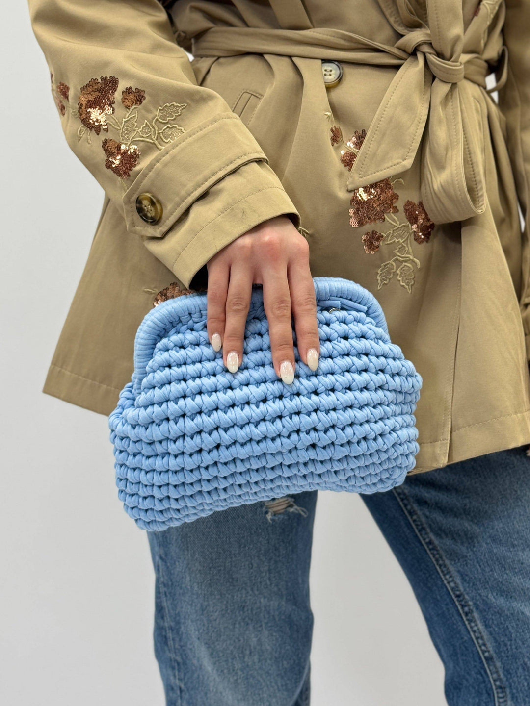 Emma & Rose Cape Town Fleur™ crochet bag with floral design, artisan handmade in Italy, stylish boho shoulder bag.