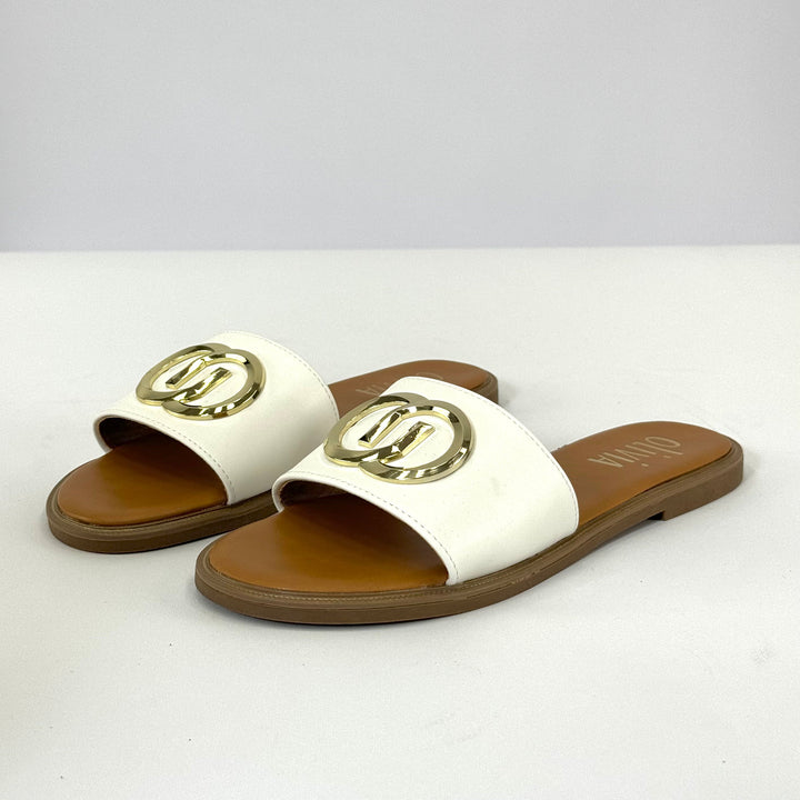 Gg™  |  Logo Slippers