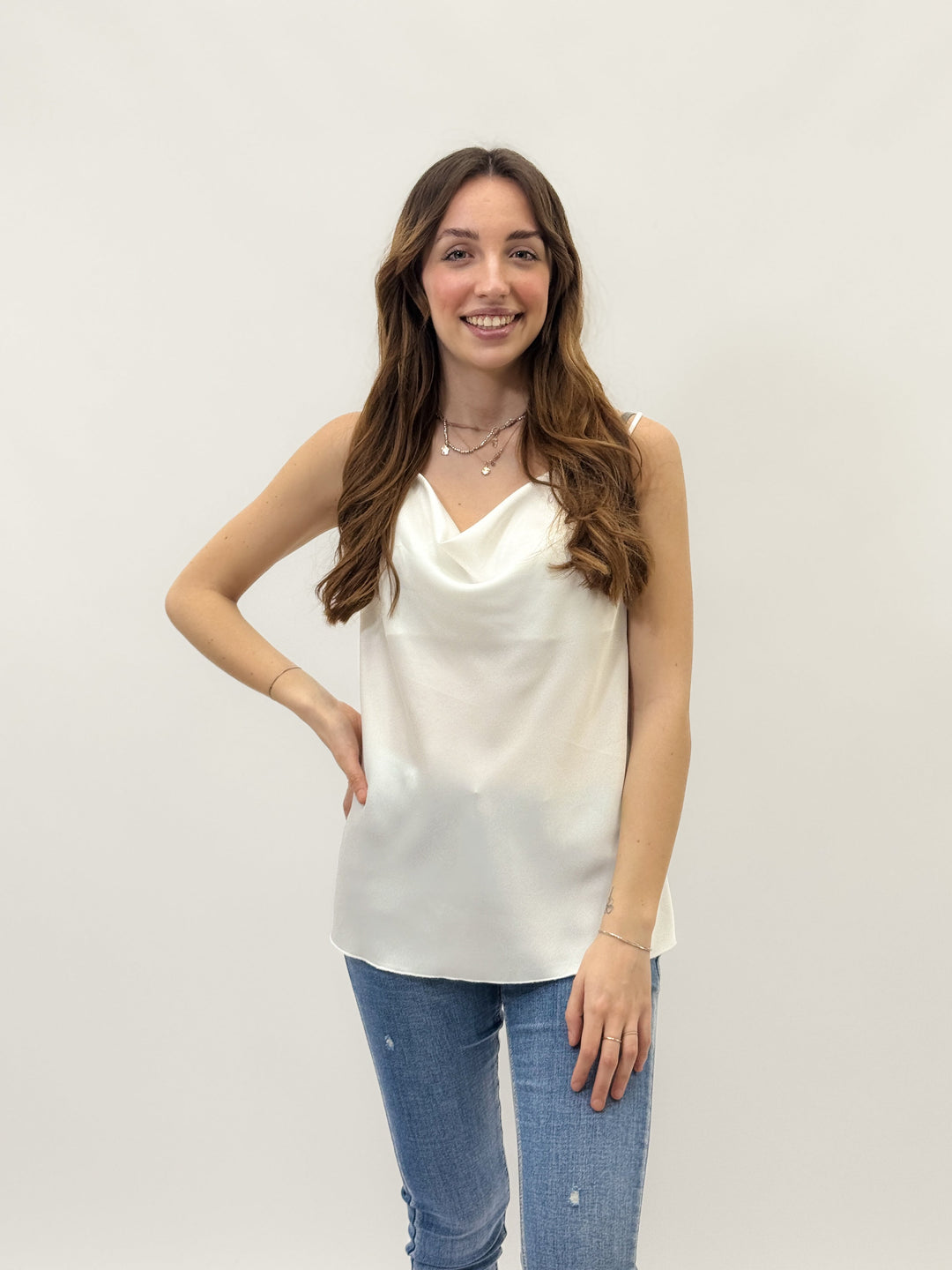 Hester™  |  Top Neckline