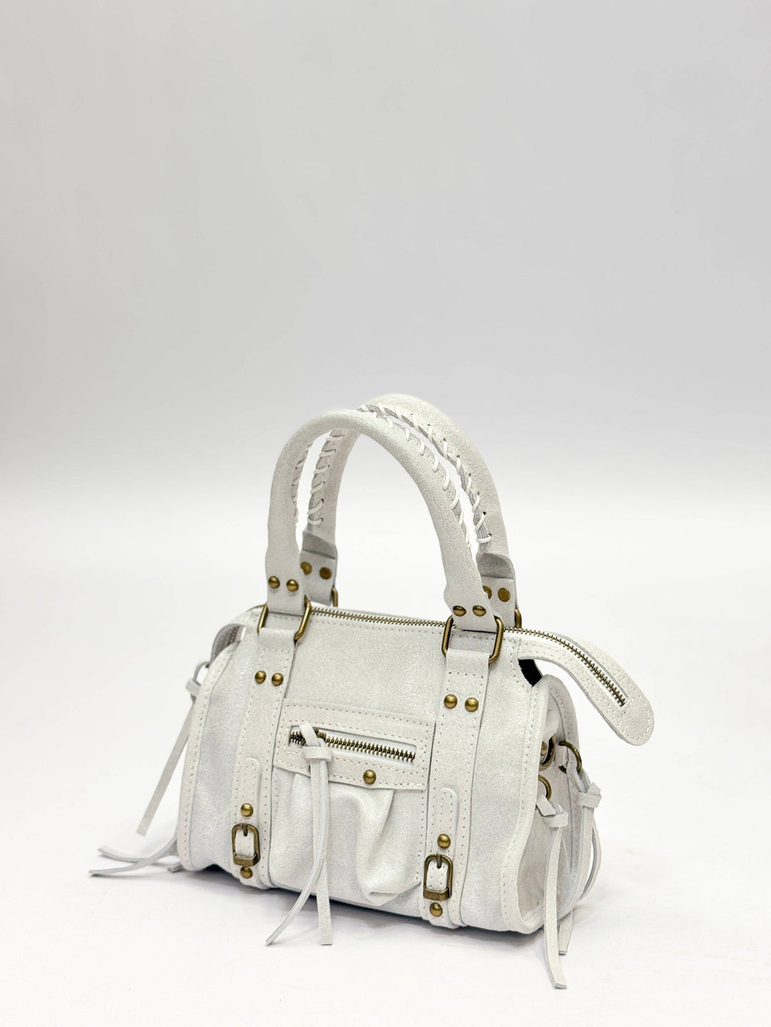 Elegant Daniëlle™ genuine leather bag by Emma & Rose Cape Town, showcasing a stylish Italian-designed borsa with a sleek finish.