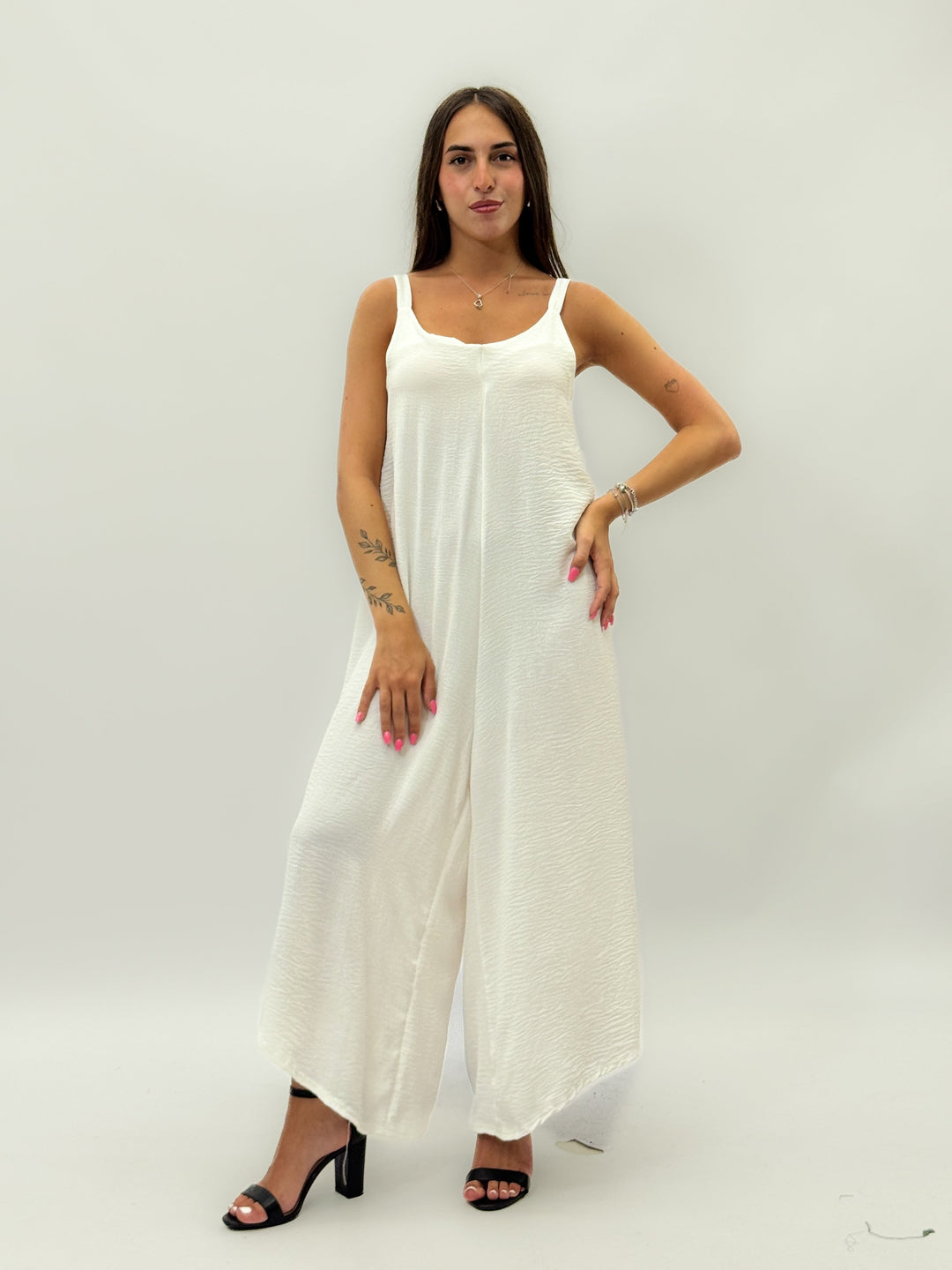 Wendy™  |  V-neck Jumpsuit