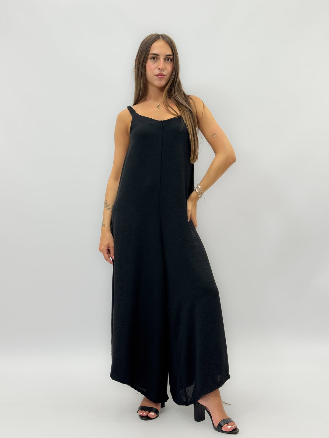 Wendy™  |  V-neck Jumpsuit