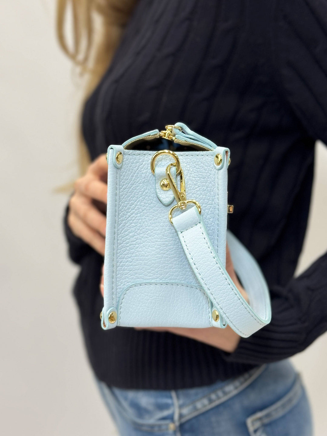 Emma & Rose Cape Town Jolien™ Elena Bag genuine Italy leather borse with structured design and top handle, shown in image.