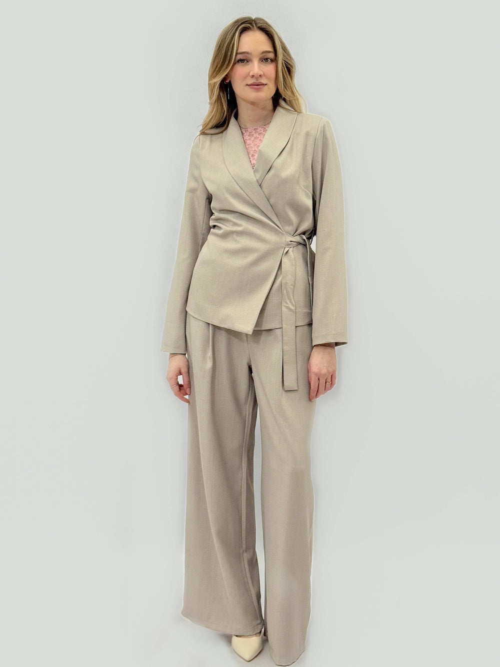 Anneke™ crossed blazer belt trousers by Emma & Rose Cape Town, showing tailored trousers with belt and blazer details.