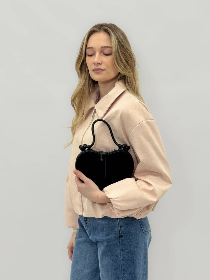 Greta™ Emma & Rose Cape Town heart-shaped suede effect borsa, elegant and chic handbag with a stylish heart design.