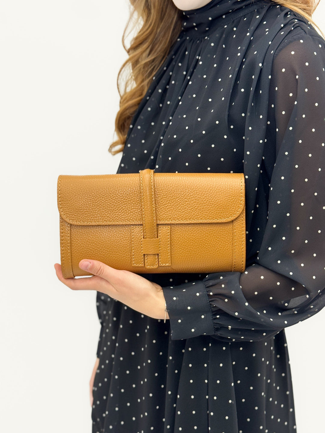 Emma & Rose Cape Town Anke™ genuine leather bag with elegant design and structured shape, displayed on a neutral background.
