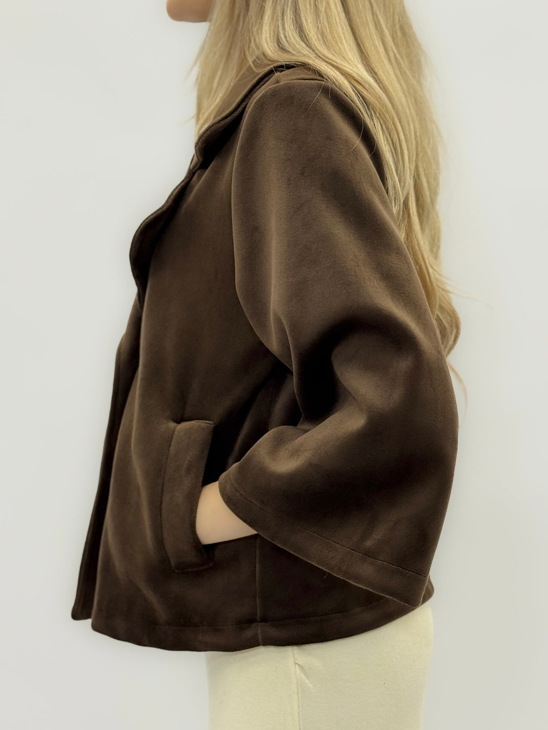 Hanneke™  |  Short soft luxurious fabrics Effect Softness
