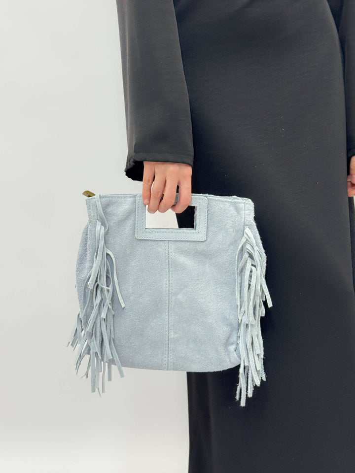 Emma & Rose Cape Town Elke™ suede leather bag featuring a stylish Italian-designed borse with elegant craftsmanship.