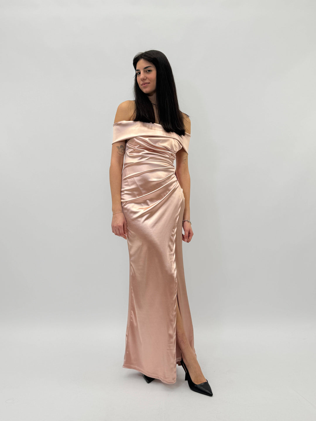 Emma & Rose Cape Town Look™ flowing dress with lightweight fabric and elegant design, perfect for casual or formal occasions.