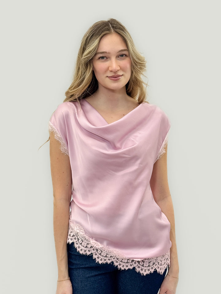 Sanne™  |  Soft Neck soft luxurious fabrics Details