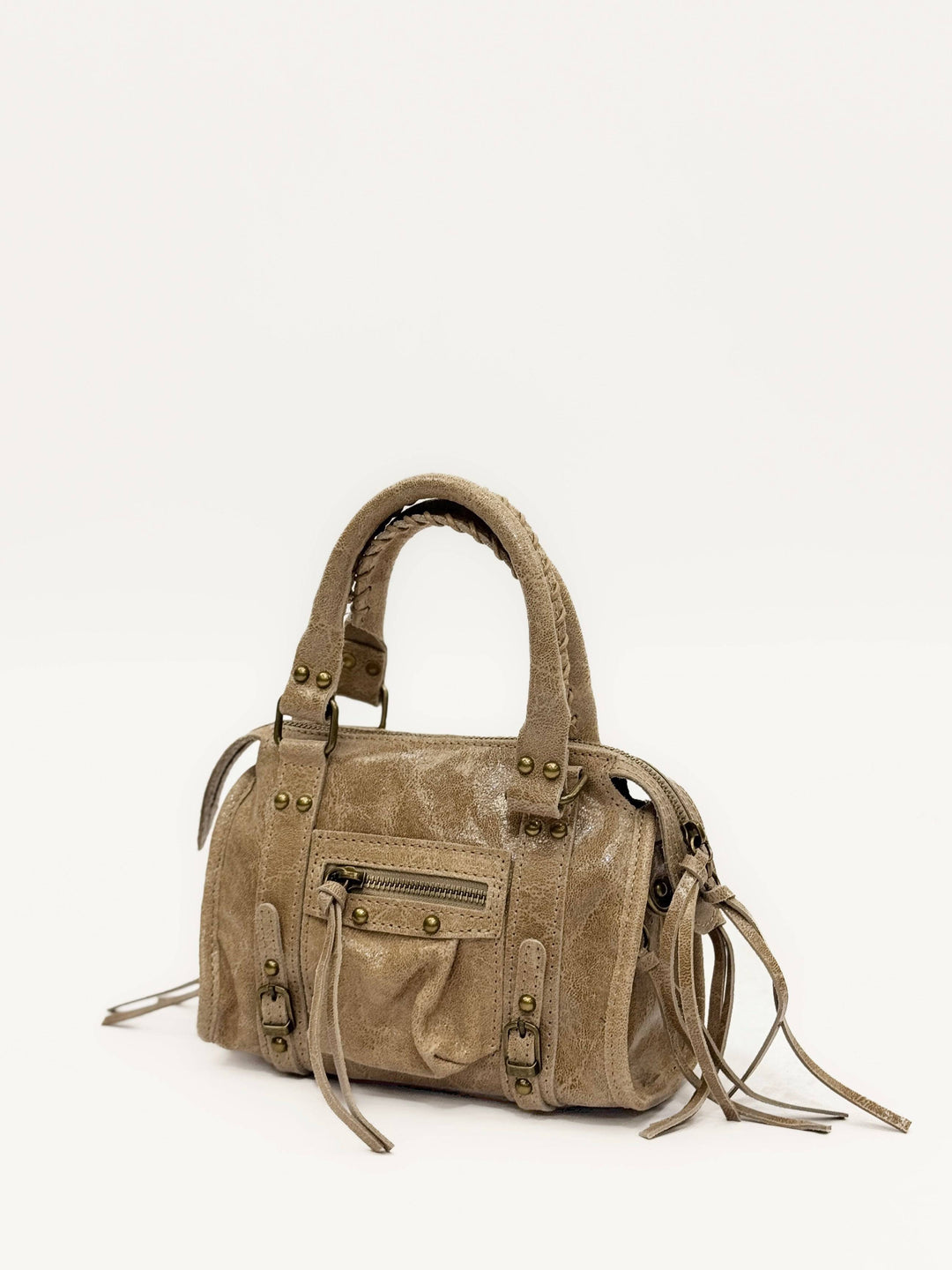 Elegant Daniëlle™ genuine leather Borsa by Emma & Rose Cape Town, showcasing a stylish Italian leather handbag.