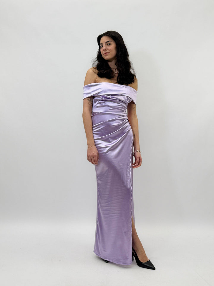 Emma & Rose Cape Town Look™ flowing dress, elegant abiti with lightweight fabric and stylish design, shown on a model.