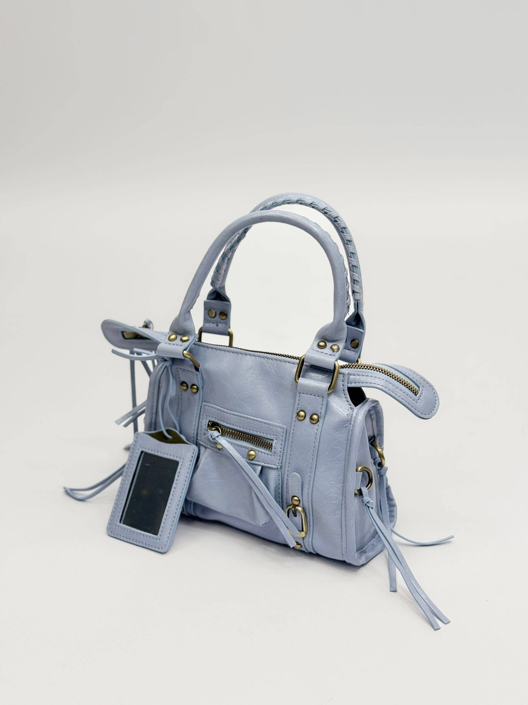 Genuine leather Lize™ handbag by Emma & Rose Cape Town, featuring a stylish borse design with elegant stitching and a sleek finish.
