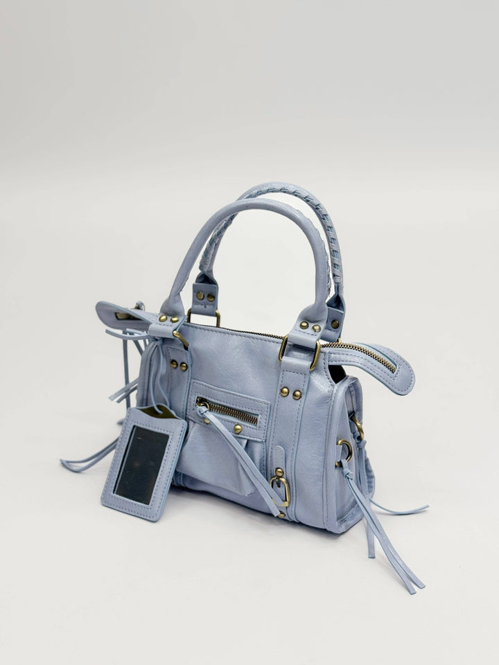 Genuine leather Lize™ handbag by Emma & Rose Cape Town, featuring a stylish borse design with elegant stitching and a sleek finish.