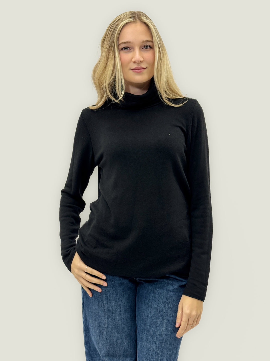 Katrien™  |  Turtleneck Cotton Wool Embracing