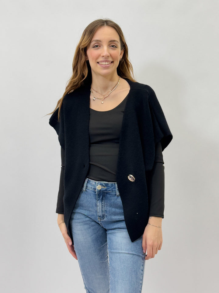 Mieke™  |  Asymmetric Top Button