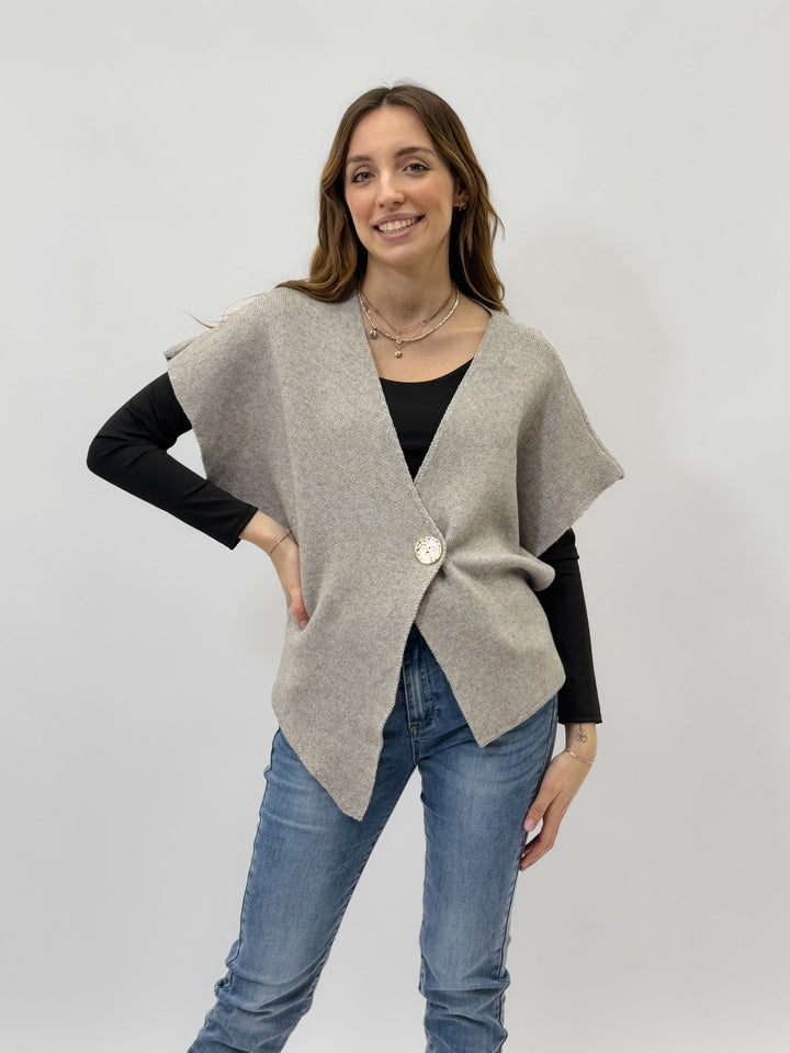Mieke™  |  Asymmetric Top Button