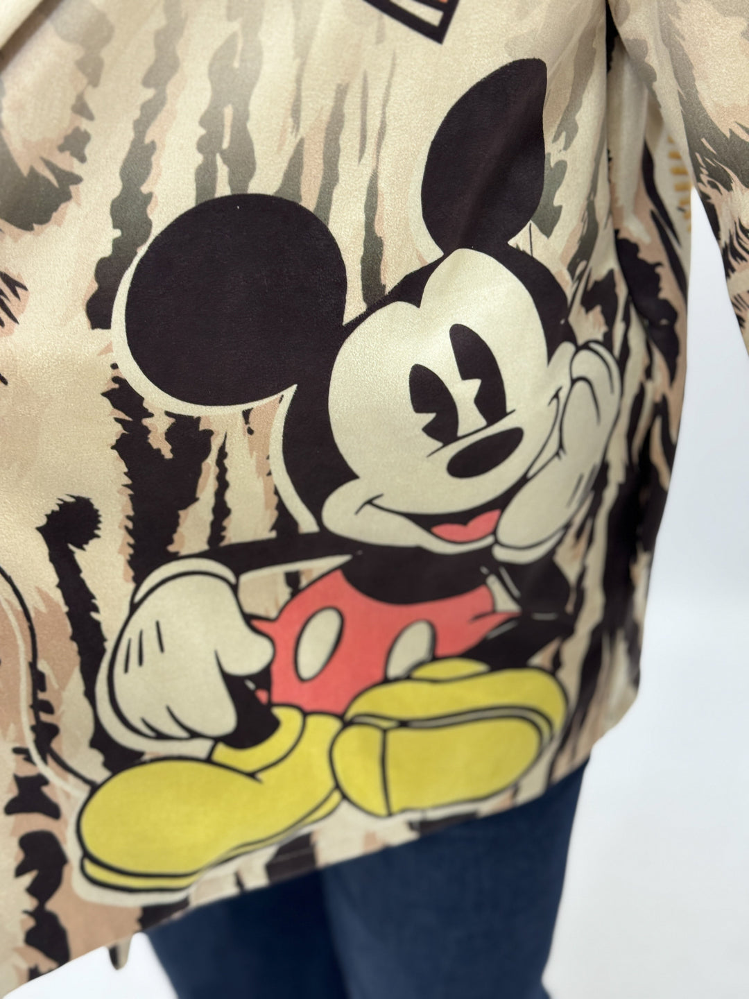 Janneke™  |  Beige Blazer Cartoon Print