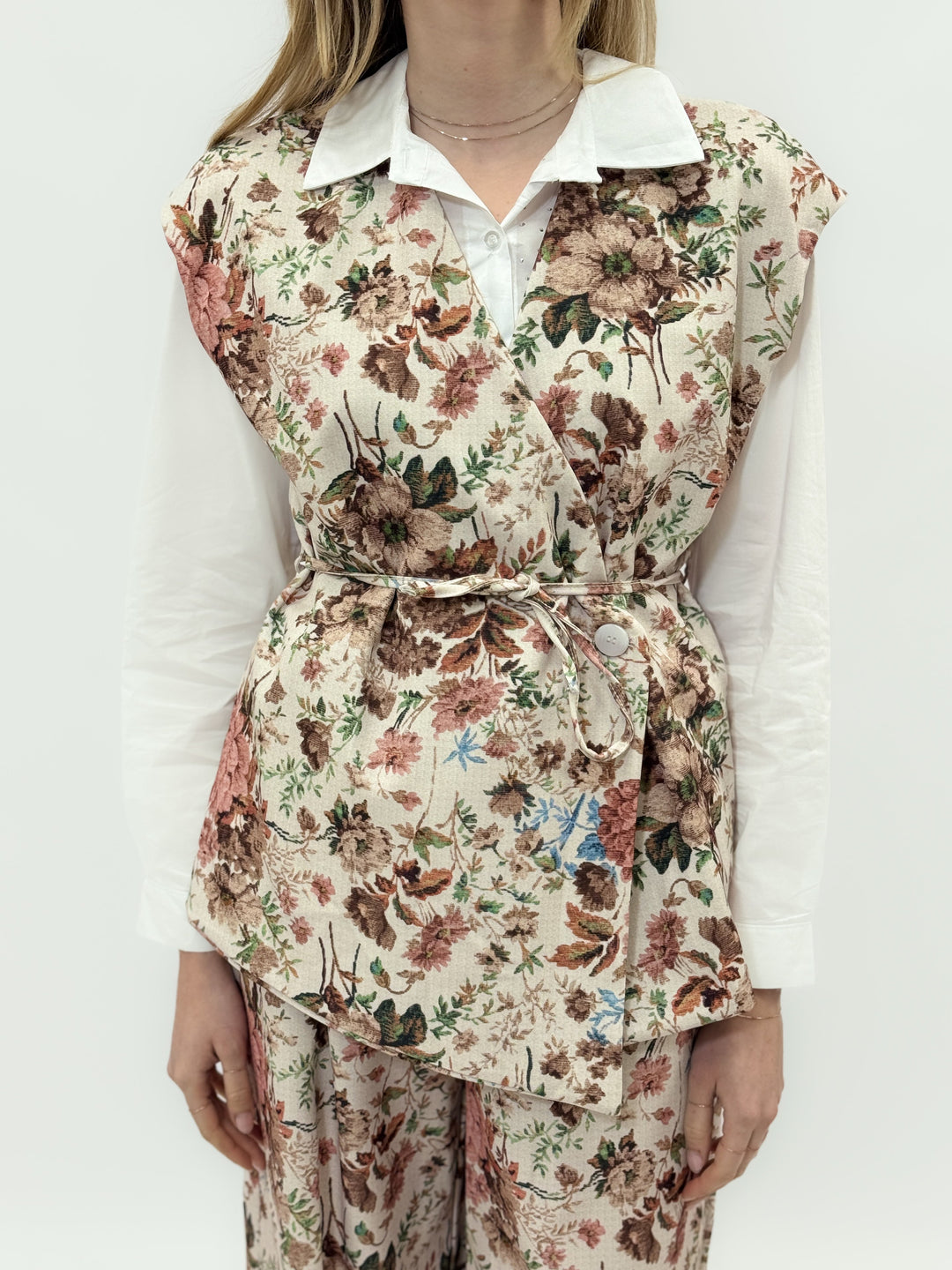 Zelda™  |  Floral Waistcoat Trouser Belt