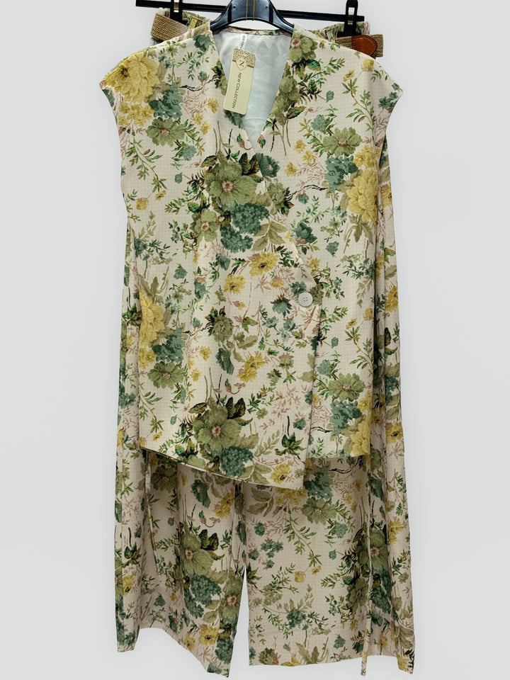 Zelda™  |  Floral Waistcoat Trouser Belt