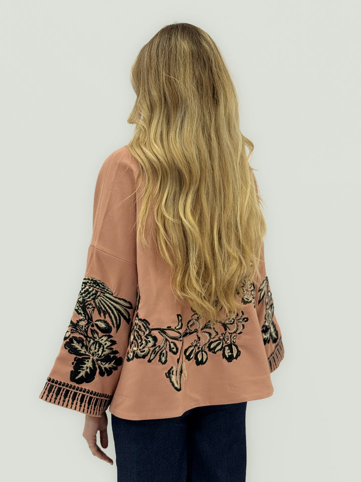 Elsabé™  |  Elegant Women's Kimono Embroidery