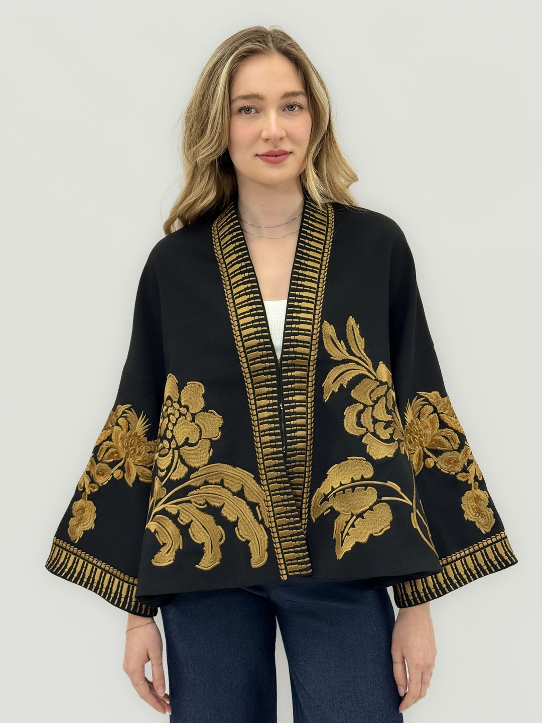 Elsabé™  |  Elegant Women's Kimono Embroidery