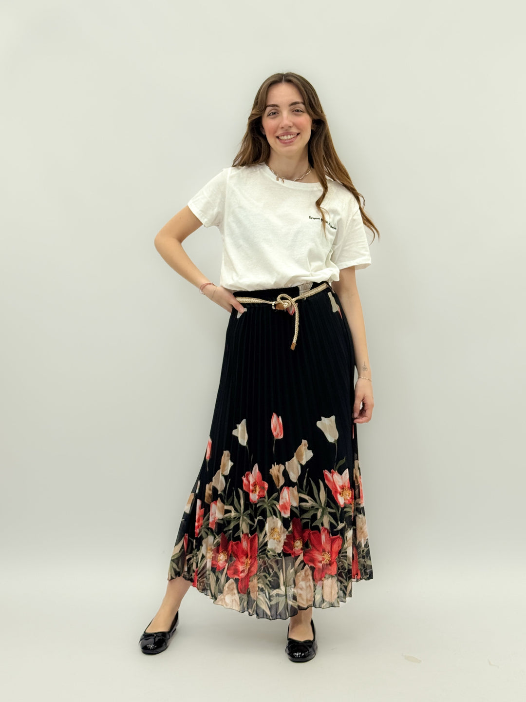 Zoë™  |  Pleated Skirt Flowers Belt