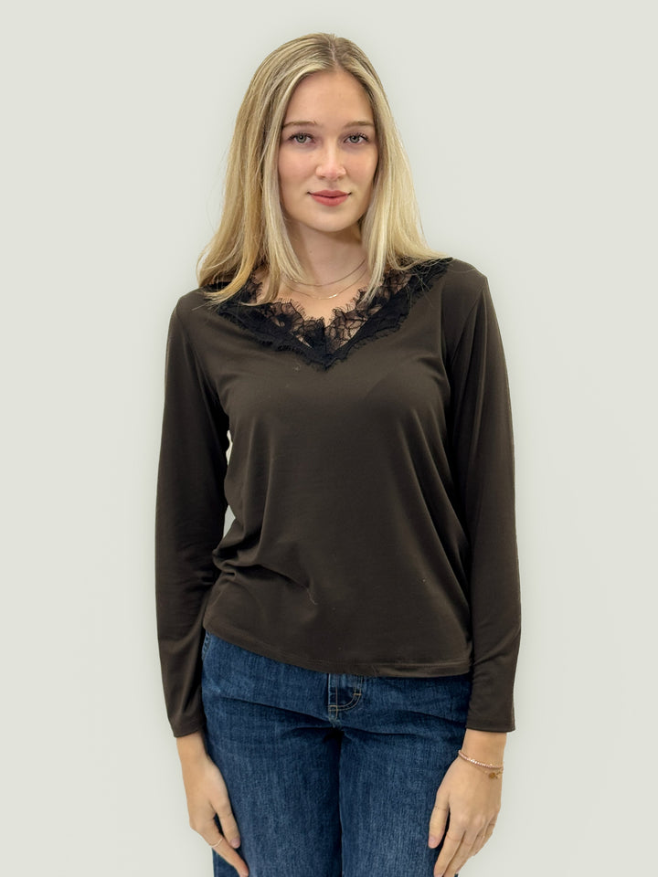Chantelle™  |  Lace Neck Blouse Elegance