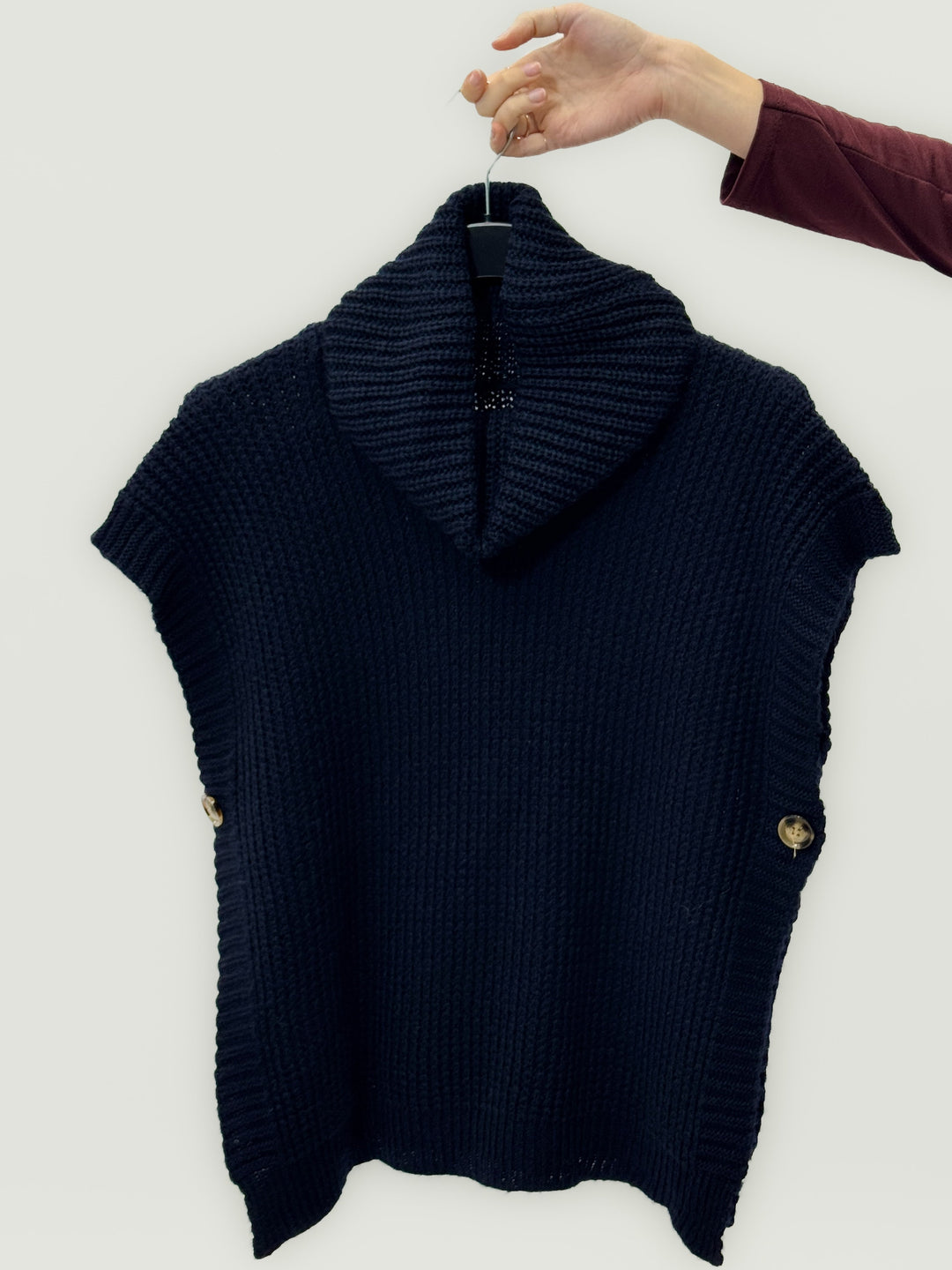 Elsabé™  |  Chunky Knit Gilet Versatile