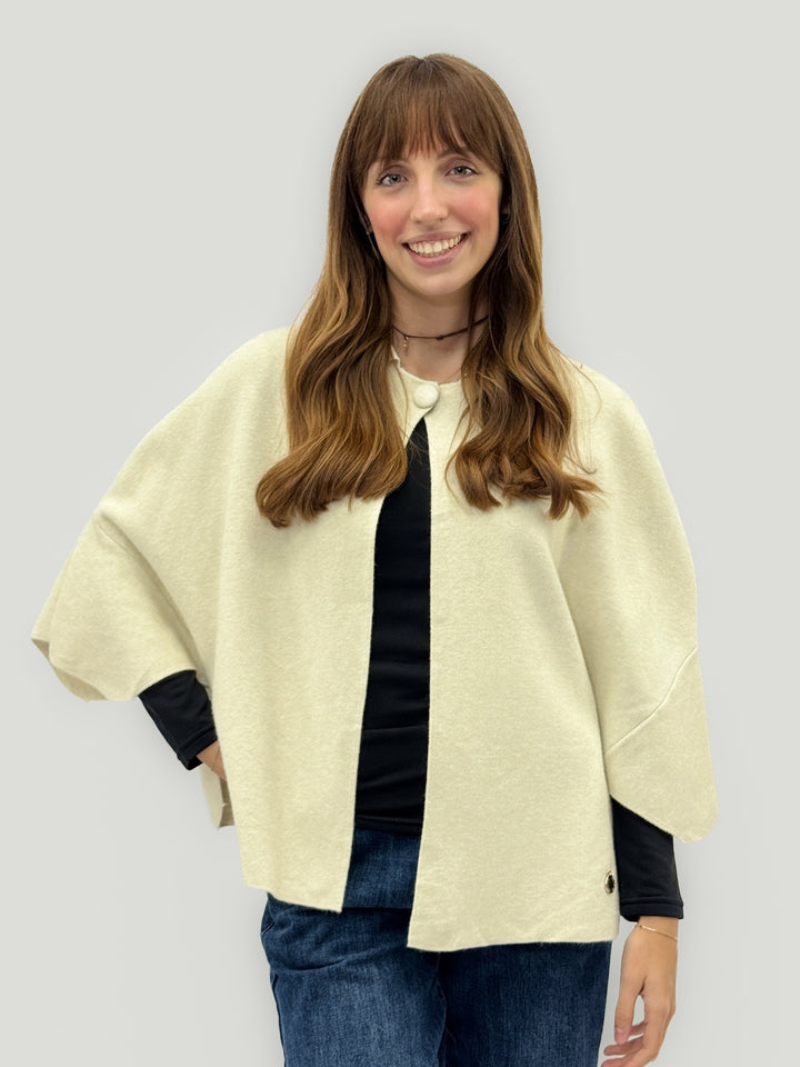 Bronwyn™  |  Soft Chic Cape Comfort