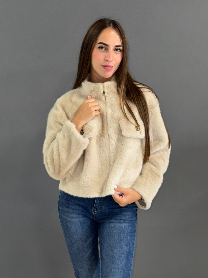 Bianca™  |  Short Beige Faux Pockets