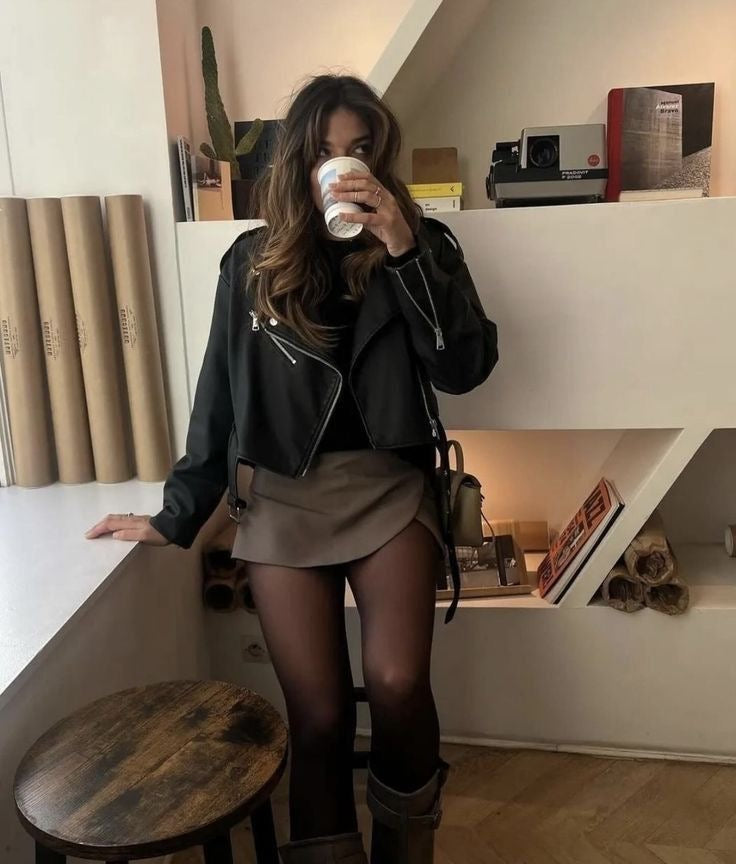 CHIC SHORT SKIRT FOR WOMEN