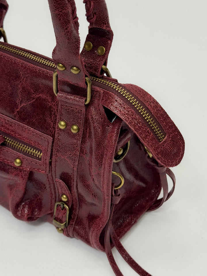 Daniëlle™ Emma & Rose Cape Town genuine leather Italy borsa with sleek design and top handle, crafted from high-quality leather.