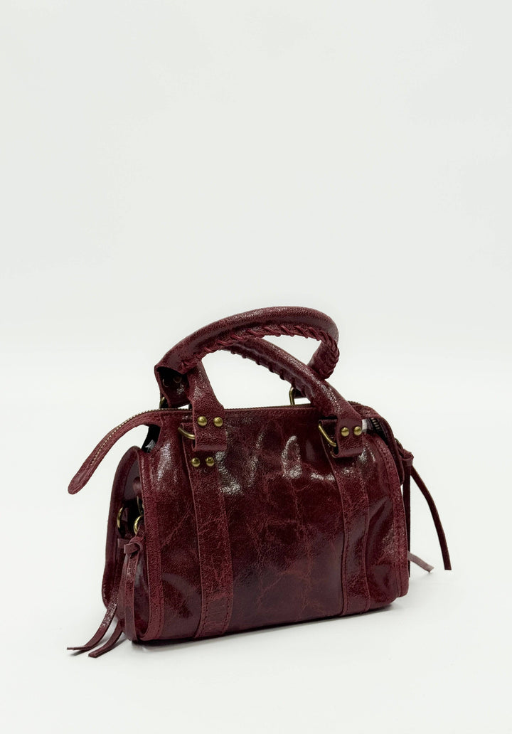 Daniëlle™ Emma & Rose Cape Town genuine leather Italian borsa with sleek design and top handle, shown in black leather.