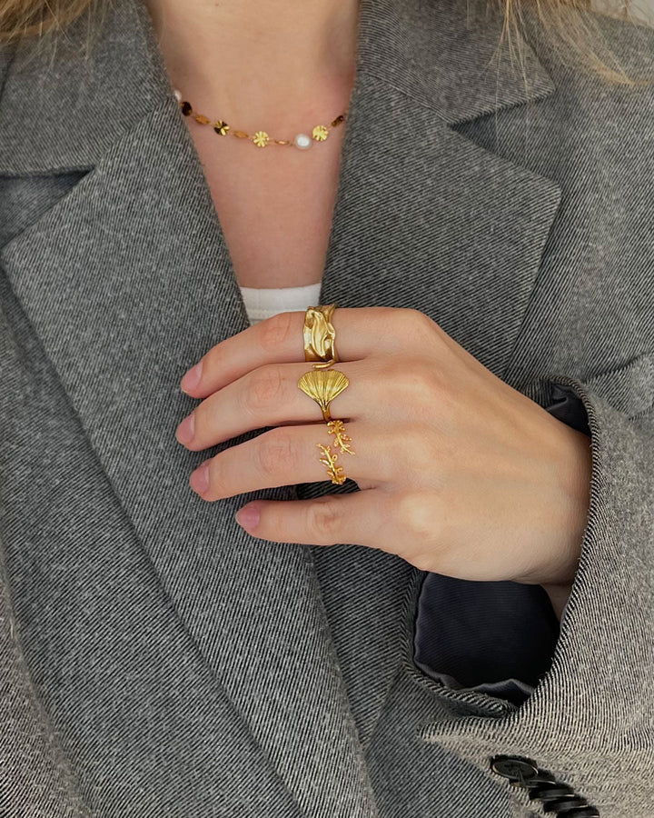 Jaylinette™  |  Big Ring 18k Gold